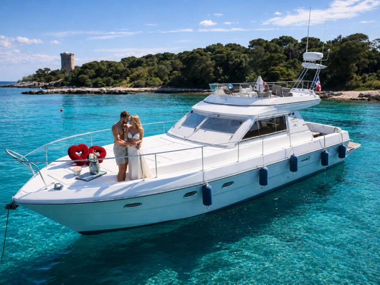 Hire Luxury Yacht Ferretti with a boat licence
