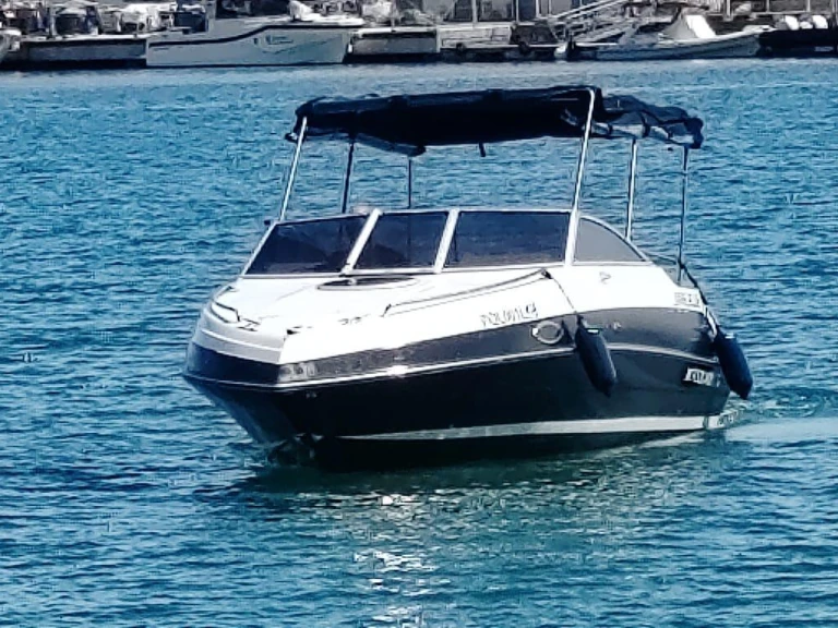 Hire Motorboat with or without skipper Four Winns Vilanova i la Geltrú