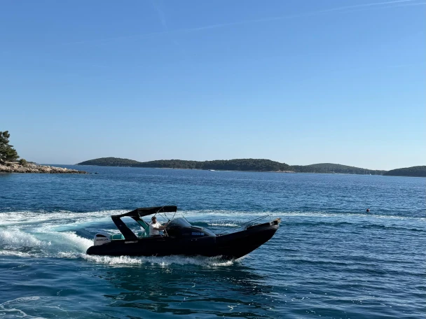Charter a Joker Boat Clubman 26 Special in Hvar on Samboat