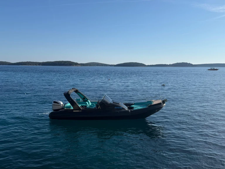 Hire RIB with or without skipper Joker Boat Hvar