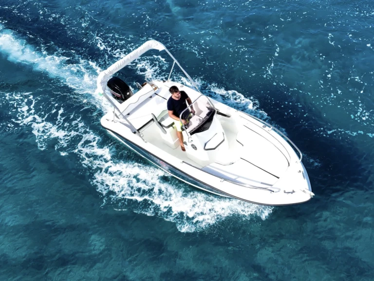 Hire a Trimarchi Trimarchi 57 S Pro Taormina