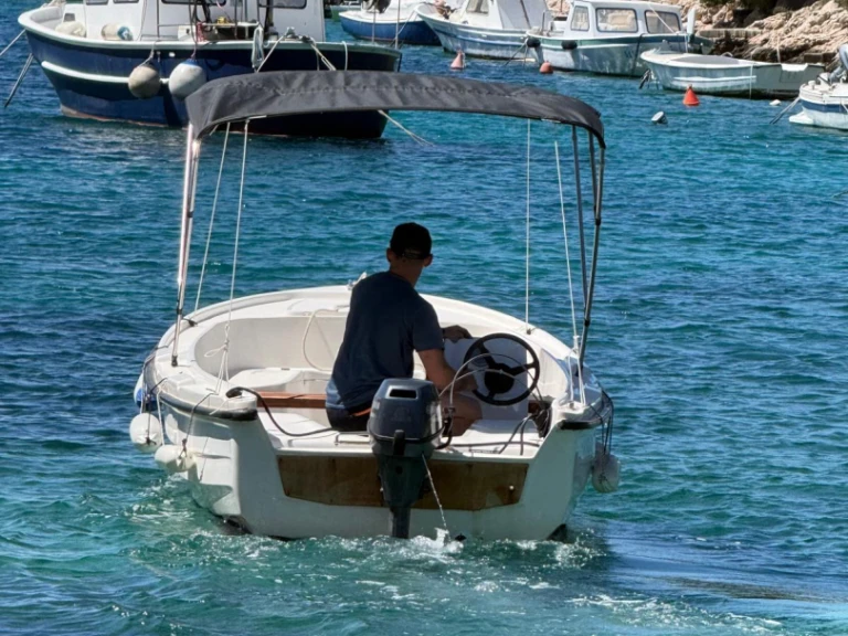 Hire a Adria Adria10 Hvar