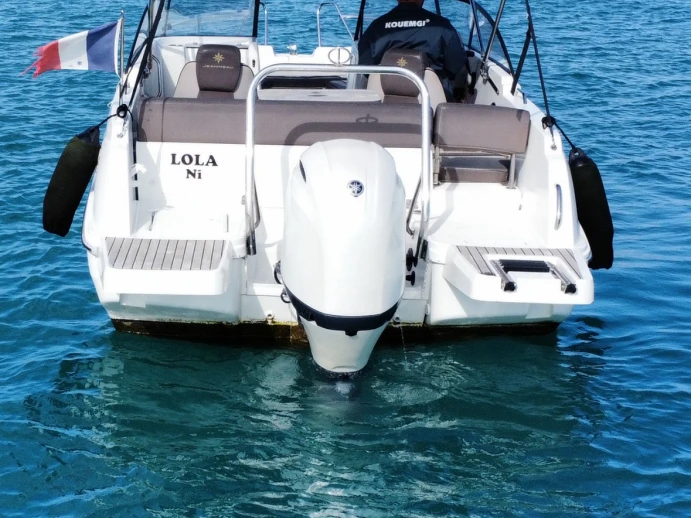 Hire Motorboat with or without skipper Jeanneau Antibes