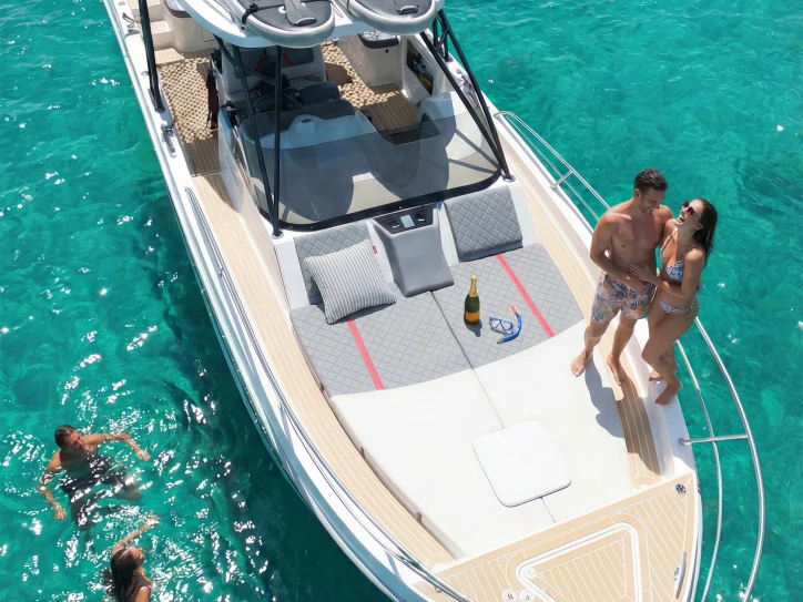 Hire Motorboat with or without skipper Saver Portisco