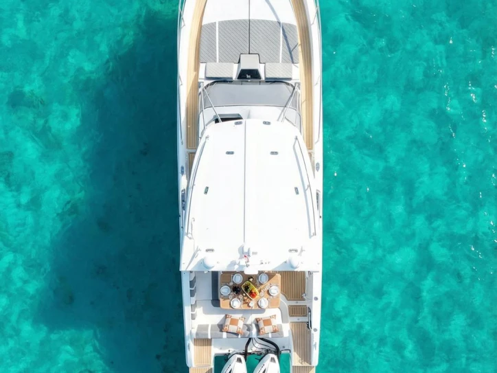 Yacht charter Portisco - Saver Saver 330 Sport on SamBoat