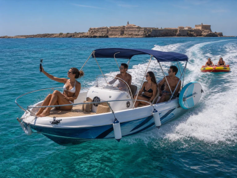 Hire a Bénéteau Flyer 550 Port of Alicante