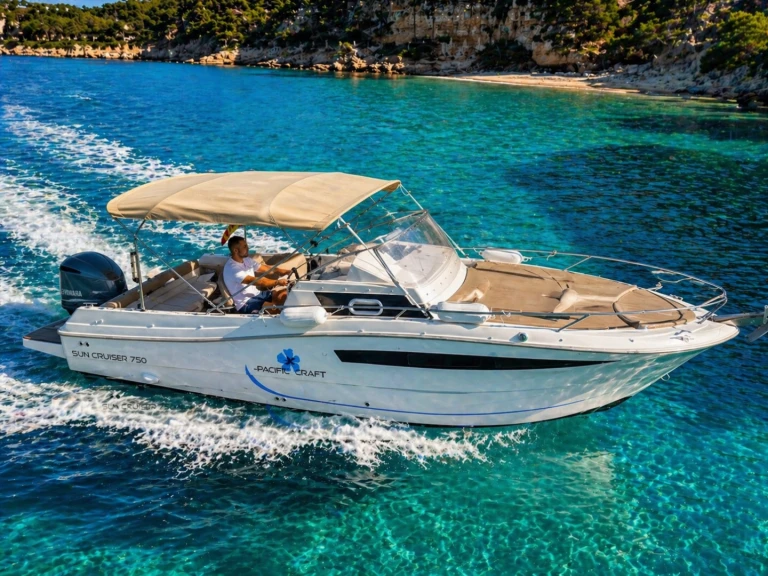 Charter a Pacific Craft Pacific Craft 750 SC in Palma de Mallorca on Samboat