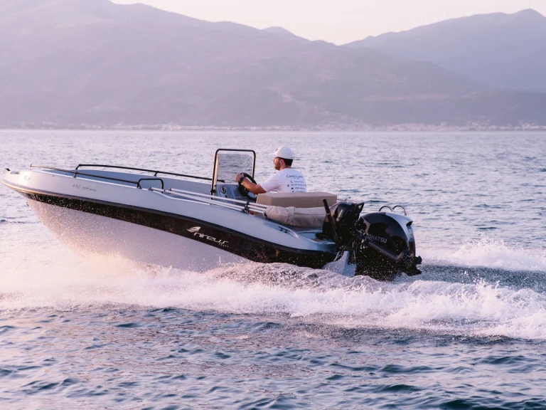 Yacht hire Marina Aliki cheap Optima 490