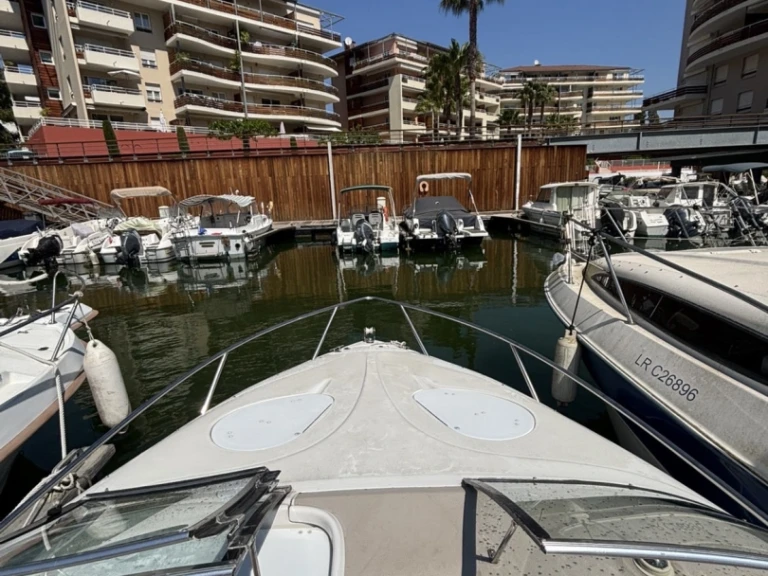 Yacht charter Mandelieu-la-Napoule - Chris Craft Chris Craft 210 CC on SamBoat