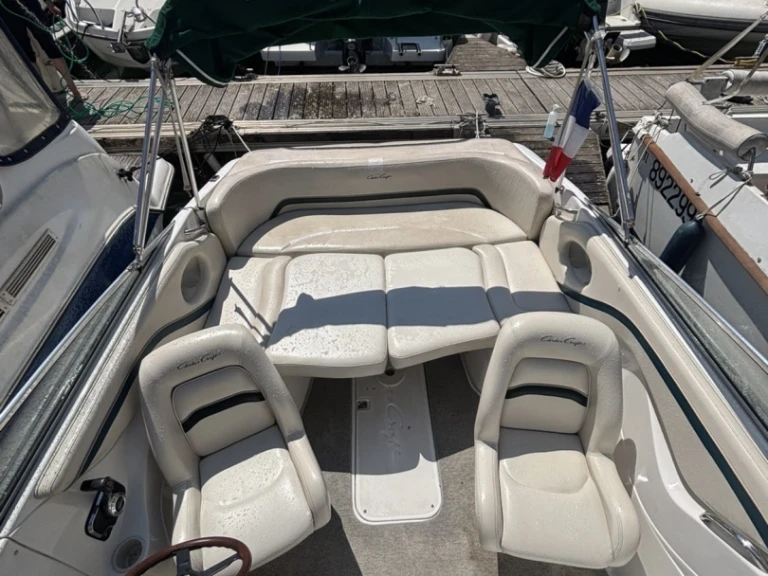 Hire a Chris Craft Chris Craft 210 CC Mandelieu-la-Napoule