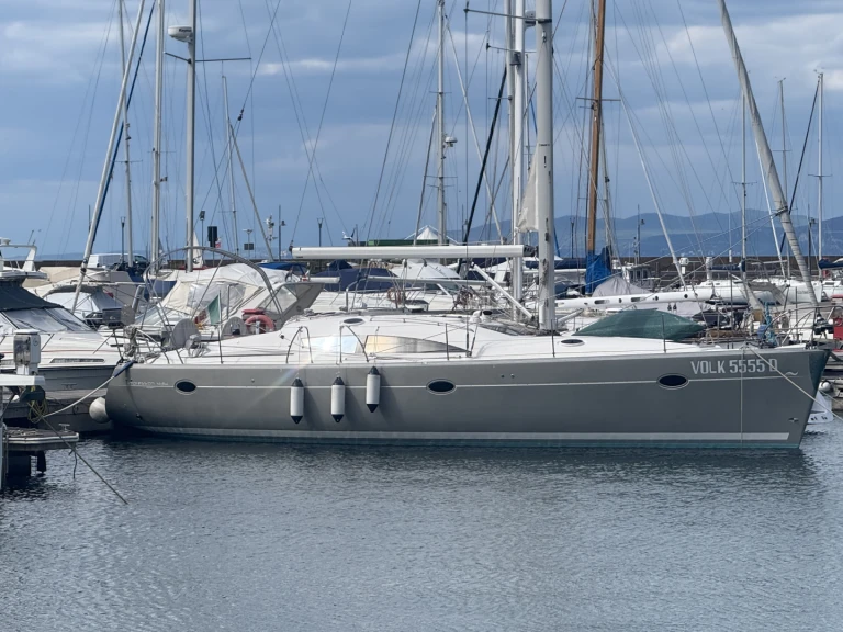 Sailboat hire in Muggia - Elan Elan 434
