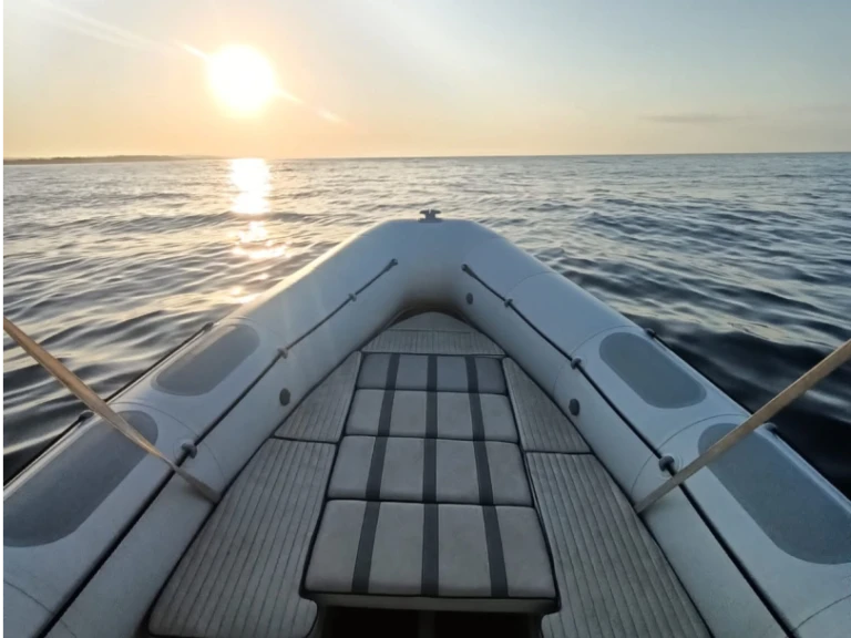 RIB to hire Sant Lluís at the best price
