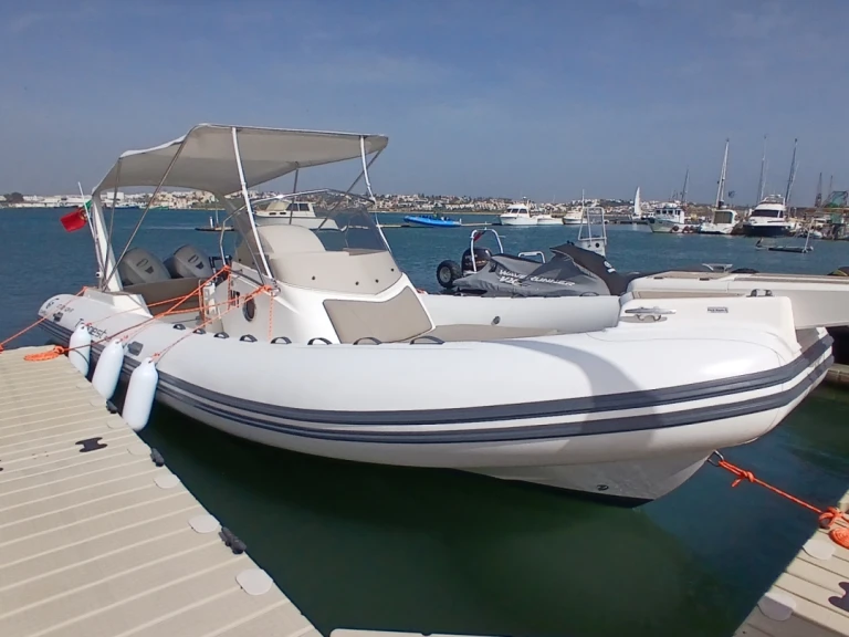 Yacht hire Portimão cheap Tempest 850