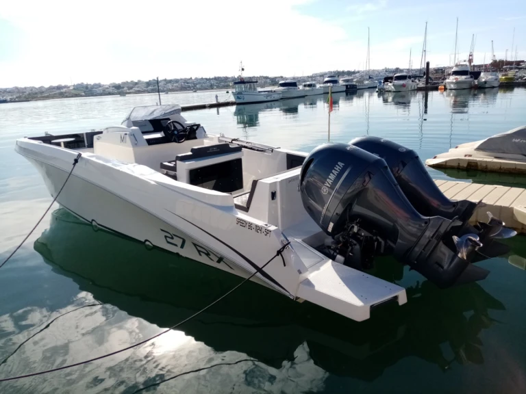 Yacht charter Portimão - Pacific Craft Pacific Craft 27 RX on SamBoat