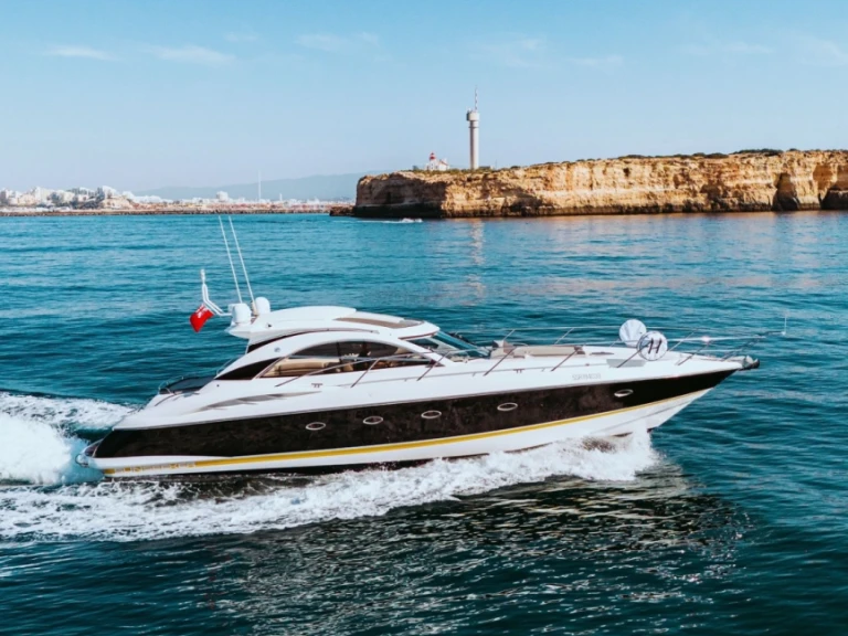 Luxury Yacht hire in Portimão - Sunseeker Camargue 50