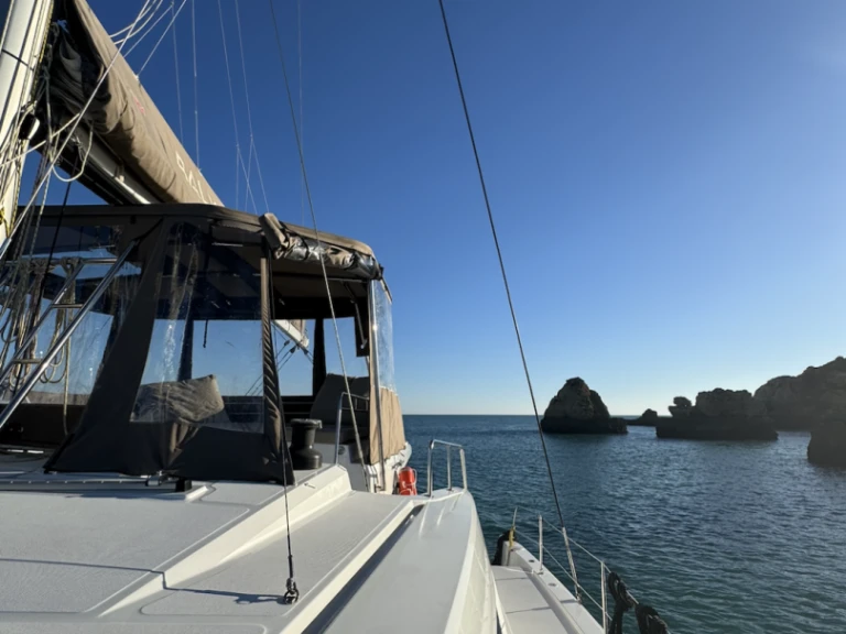 Hire a Bali Bali 4.8 Portimão