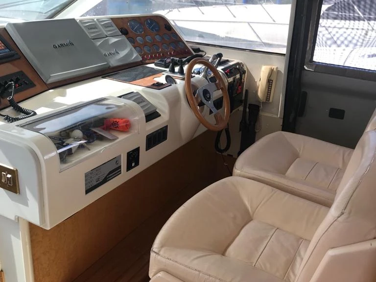Luxury Yacht hire in Umag - Princess Princess 65 Fly