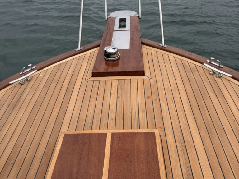 Hire Motorboat with or without skipper Cris-Craft Mahón