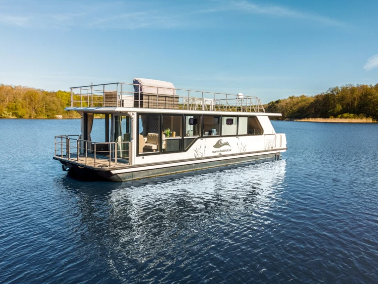 Luxboot Luxboot charter bareboat or skippered in  Buchholz