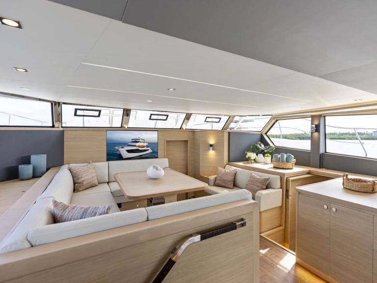 Motorboat hire in Lignano Sabbiadoro - Aquila Aquila 50 Yacht