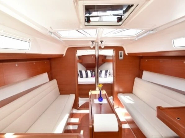 Hire Sailboat Dufour with a boat licence