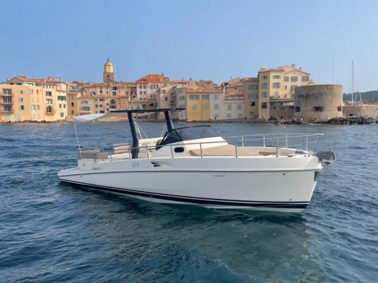 Yacht charter Port Grimaud - Fiart FIART 33 on SamBoat