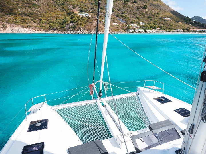 Catamaran to hire Pálairos at the best price