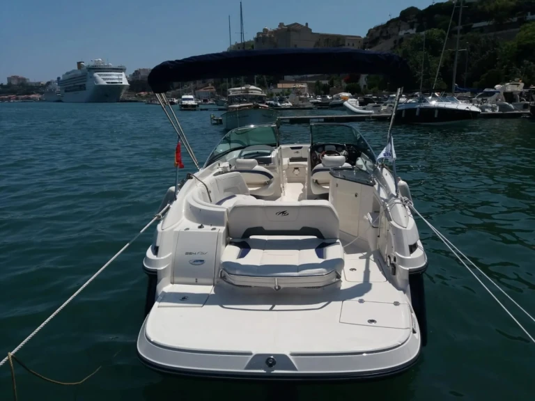 Motorboat to hire Mahón at the best price
