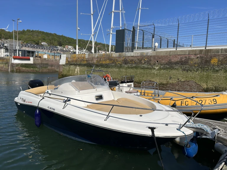 Hire Motorboat with or without skipper Jeanneau Fécamp