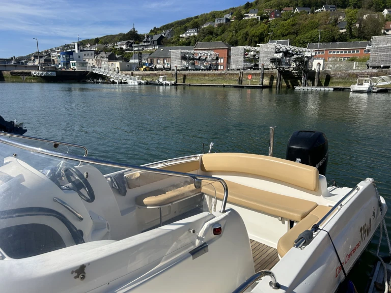 Motorboat to hire Fécamp at the best price
