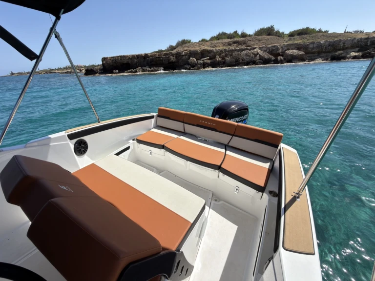 Motorboat hire in Protaras - Karnic 1851