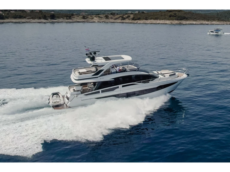 Galeon Galeon 640 Fly charter bareboat or skippered in  Seget Donji