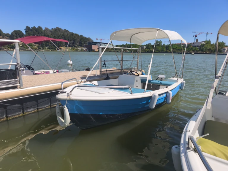 Hire Motorboat with or without skipper Sans Permis Istres