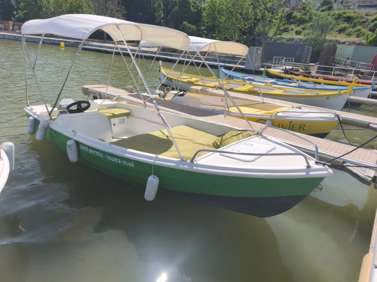 Motorboat hire in Istres - Sans Permis Électrique 