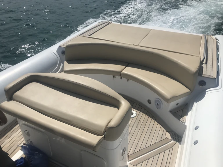 RIB hire in Porto-Vecchio - Magazzu Magazzu
