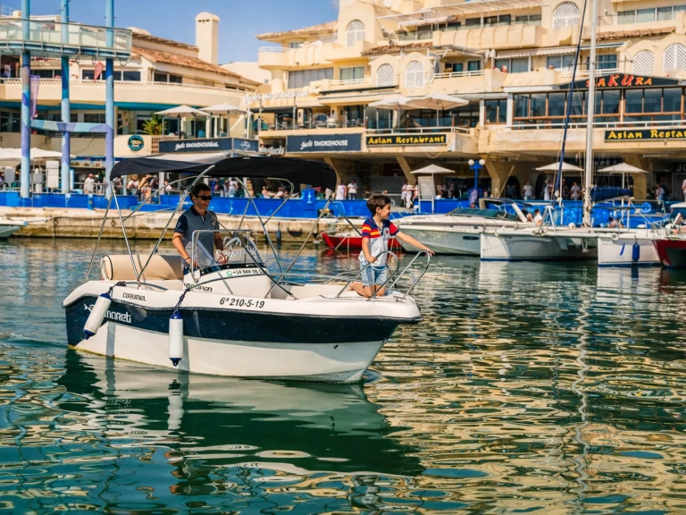Yacht hire Benalmádena cheap karel 450 cc
