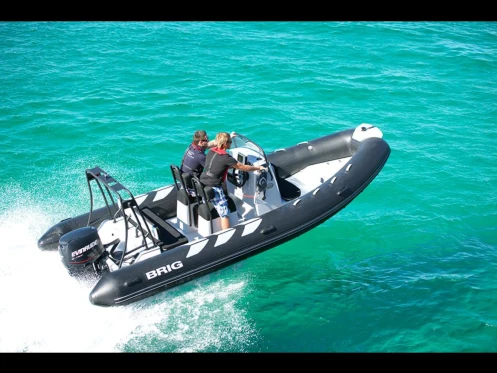 Hire a Brig Navigator 570 Marseille