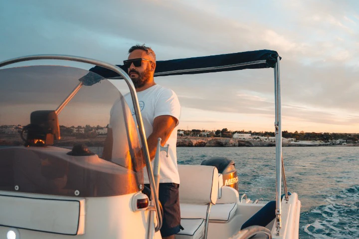 Motorboat hire in Monopoli - Blu-Blu 670 GT