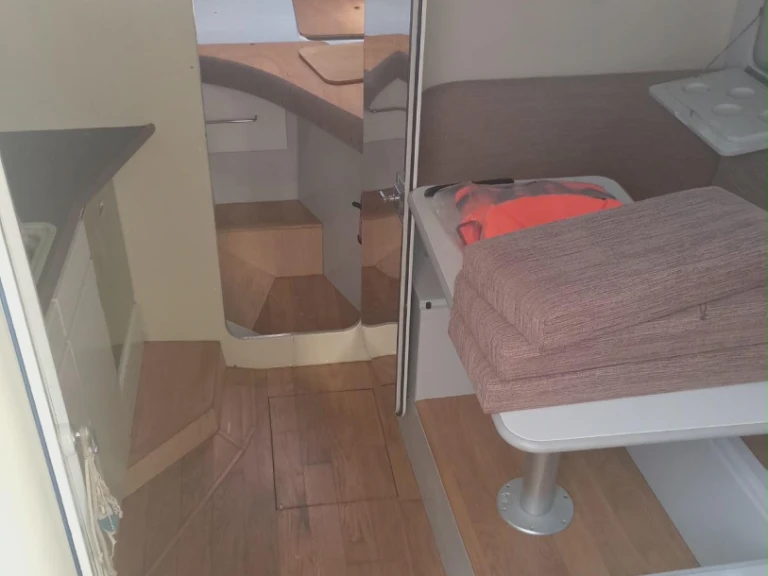 Cranchi Cramar 32 charter bareboat or skippered in  Formia