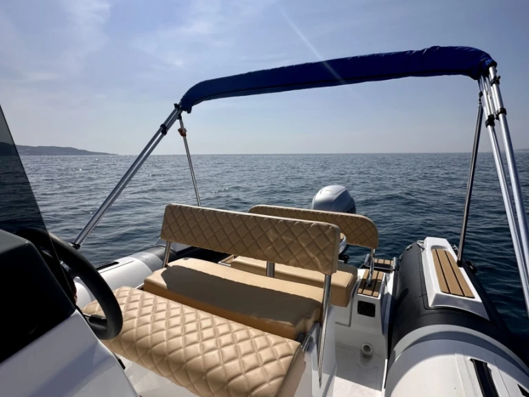 Hire a Tiger Open 600 Empuriabrava
