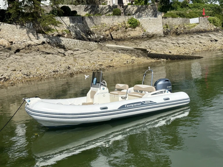 RIB to hire Combrit at the best price