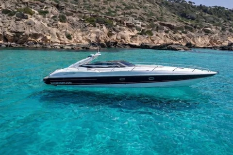 Hire a Sunseeker Superhawk 48 Sainte-Maxime