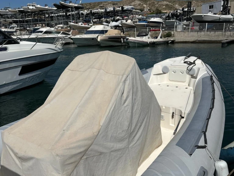 RIB hire in Marseille - Lomac Lomac 790 IN