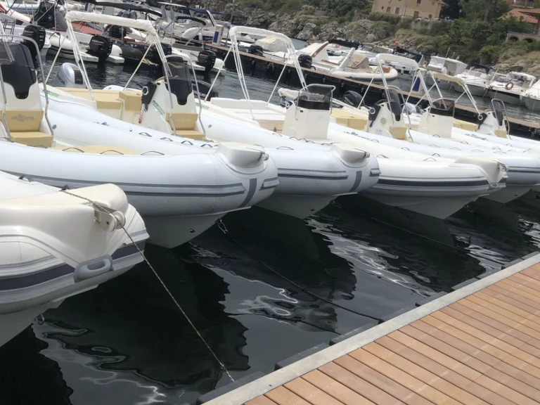 Yacht charter Favignana - Altamarea Wave 20 on SamBoat
