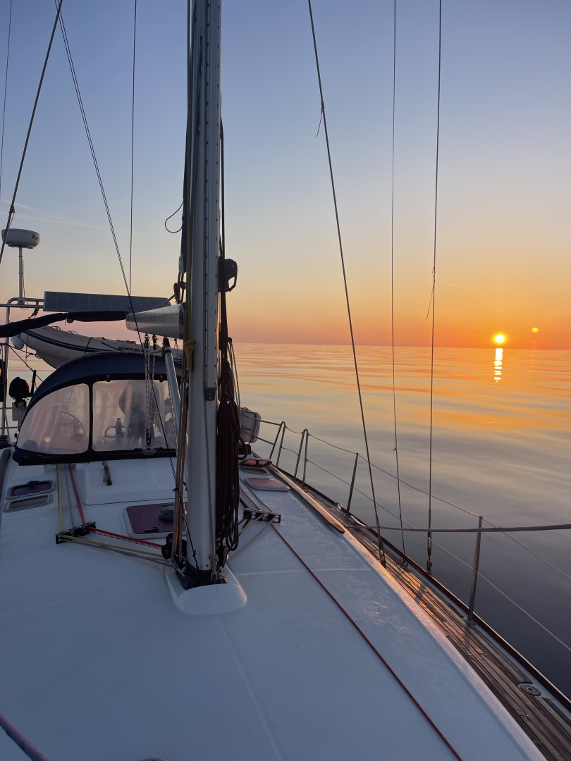 Sailboat hire in Ibiza Town - Jeanneau Sun Odyssey 42i
