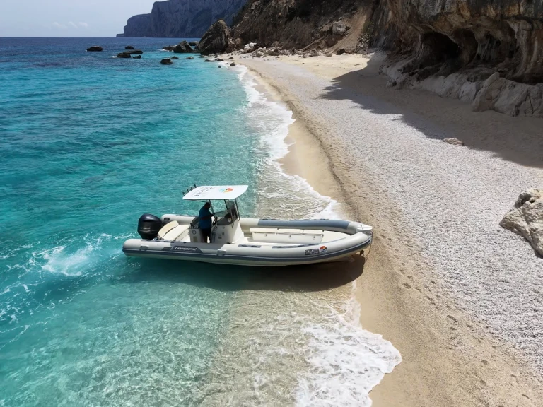 Yacht charter Cala Gonone - Capelli Tempest 900 on SamBoat
