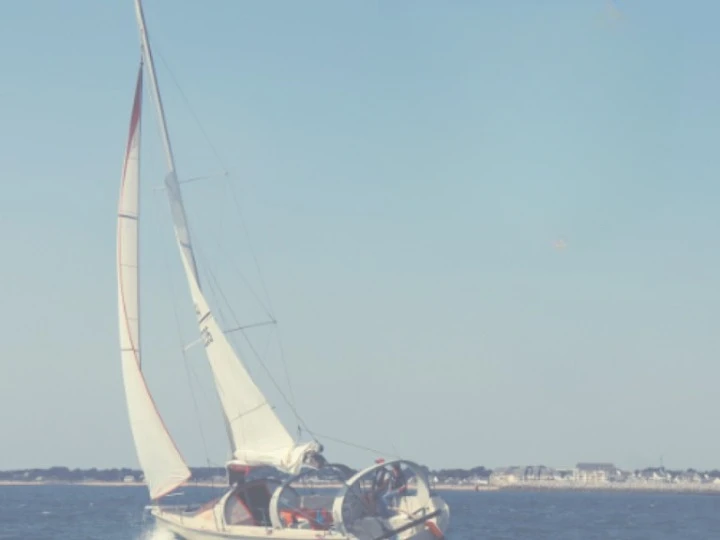 Charter a Kaidoz Kaidoz 31 in Port de la Turbale on Samboat