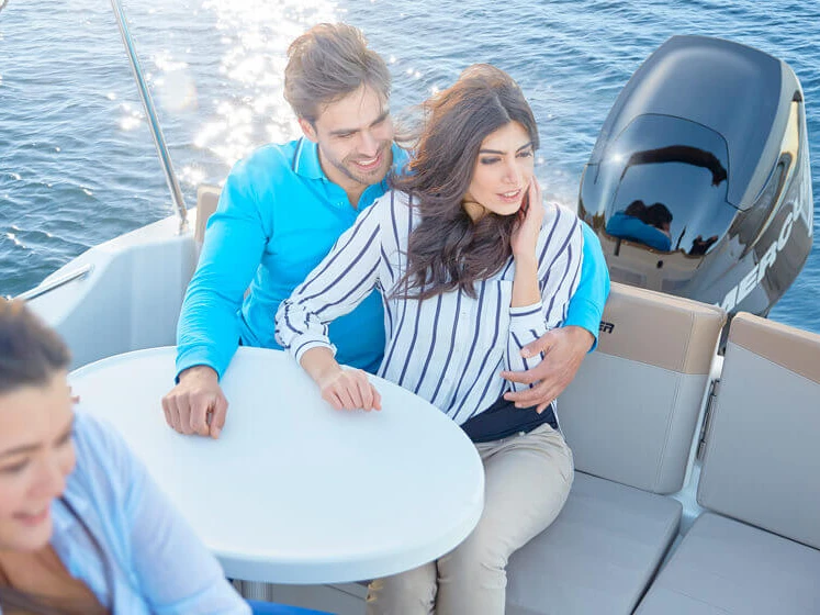 Yacht hire Llançà cheap Activ 605 Sundeck