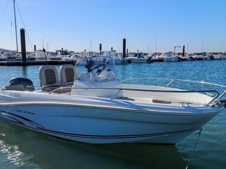 Motorboat to hire L'Épine at the best price