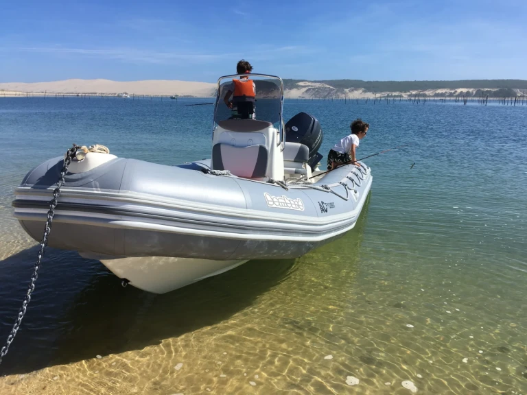 Bombard Sunrider 550 charter bareboat or skippered in  Lège-Cap-Ferret
